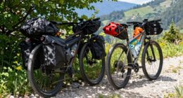 bikepacking vs panniers